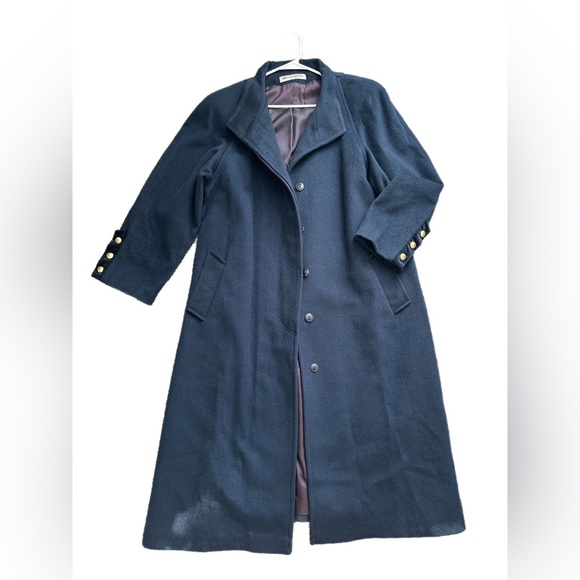 Donnybrook Woman’s Wool Coat Vintage - Picture 1 of 3